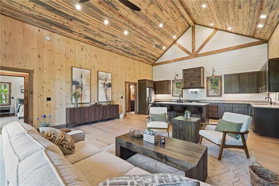 Community amenities in , Blue Ridge (Image 39).