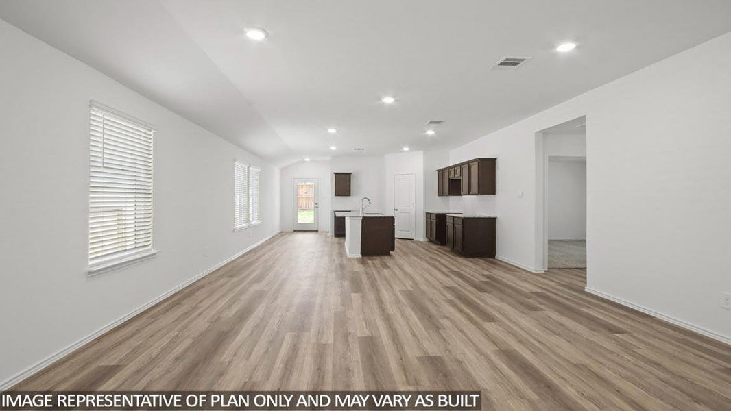 Spacious, unfurnished interior of a new home in Venetian Pines, Conroe (Image 10). Spacious, unfurnished interior of a new home in Venetian Pines, Conroe (Image 10).