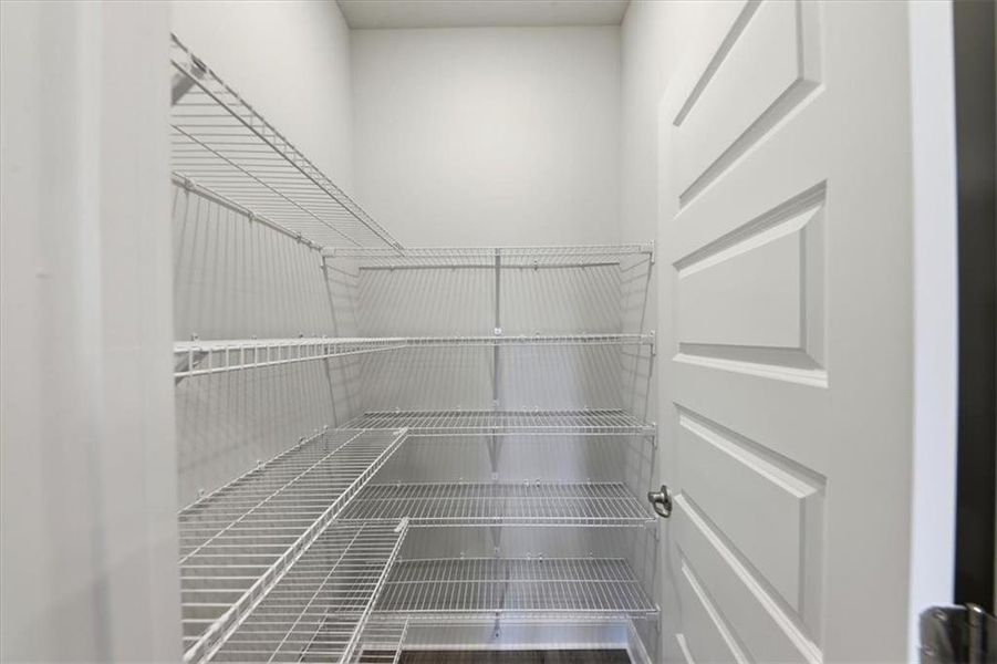 Spacious, unfurnished interior of a new home in Tuscany Hills, Douglasville (Image 26).