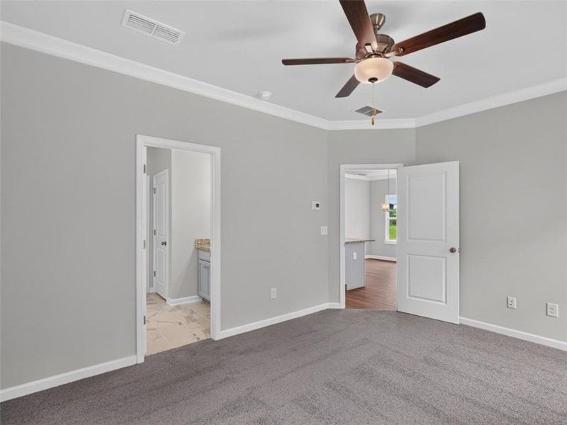 Spacious, unfurnished interior of a new home in High Shoals, Dallas (Image 42). Spacious, unfurnished interior of a new home in High Shoals, Dallas (Image 42).
