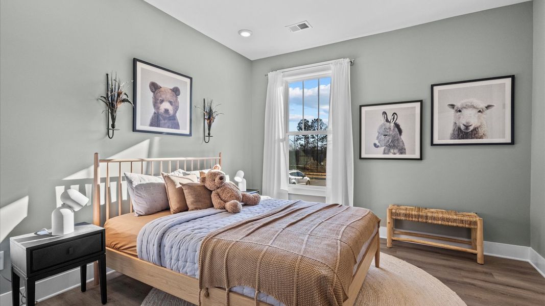 Furnished interior view inside a new home in Wells Crossing, Seneca (Image 15).