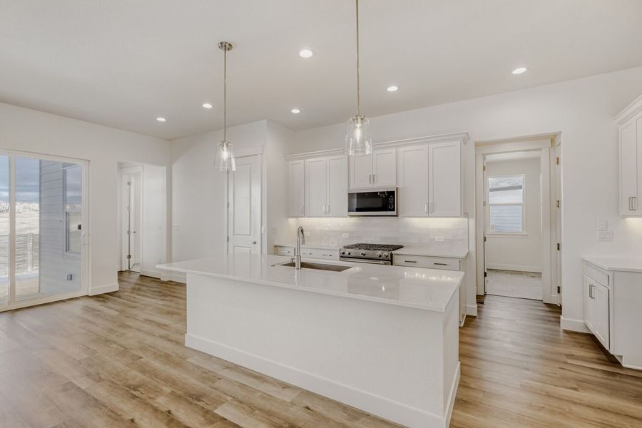 8118 Pennydale - Kitchen