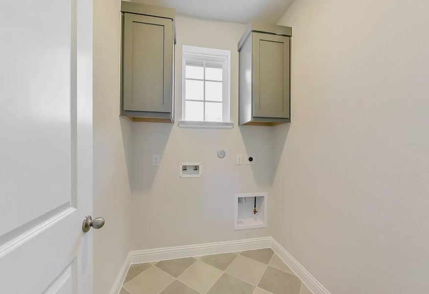 Plan 3019 Laundry Room - 14 of 17