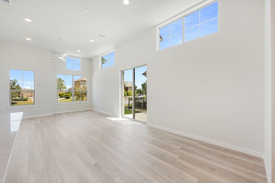 Spacious, unfurnished interior of a new home in Woodbridge Villas, Wylie (Image 24).