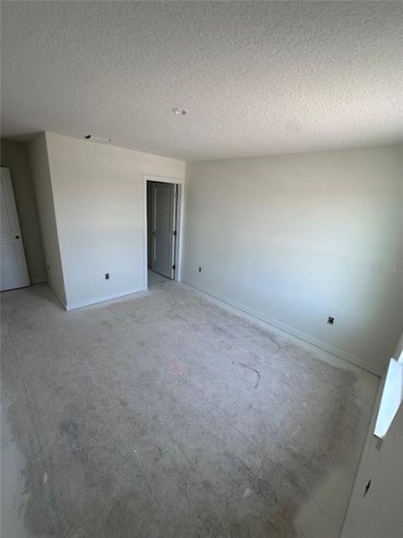 Spacious, unfurnished interior of a new home in Grasslands West, Lakeland (Image 25). Spacious, unfurnished interior of a new home in Grasslands West, Lakeland (Image 25).