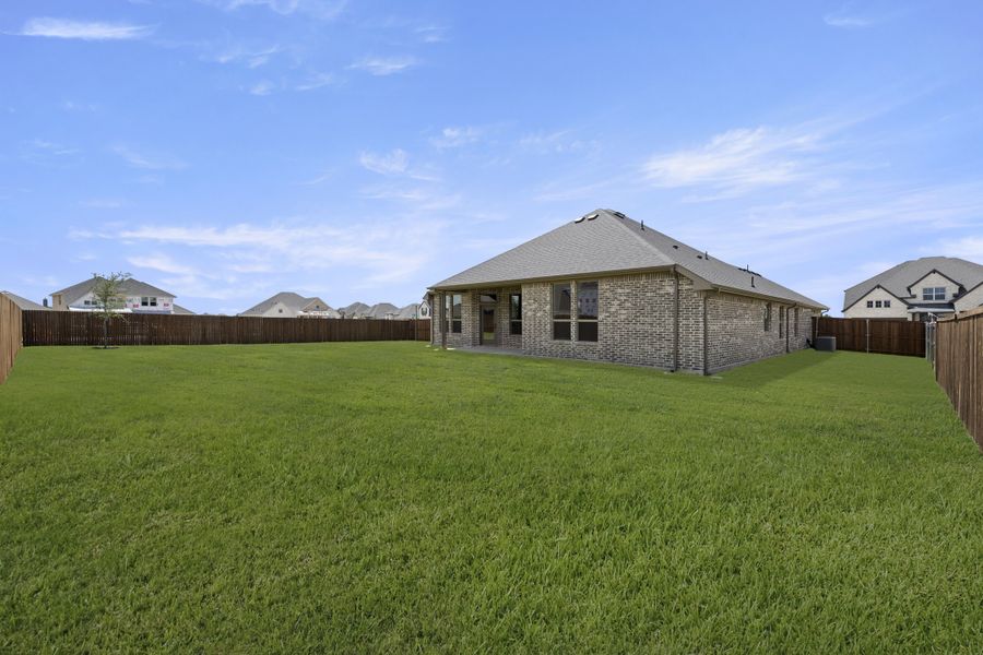 Exterior details and patio area of a home in Lovers Landing, Forney (Image 19).