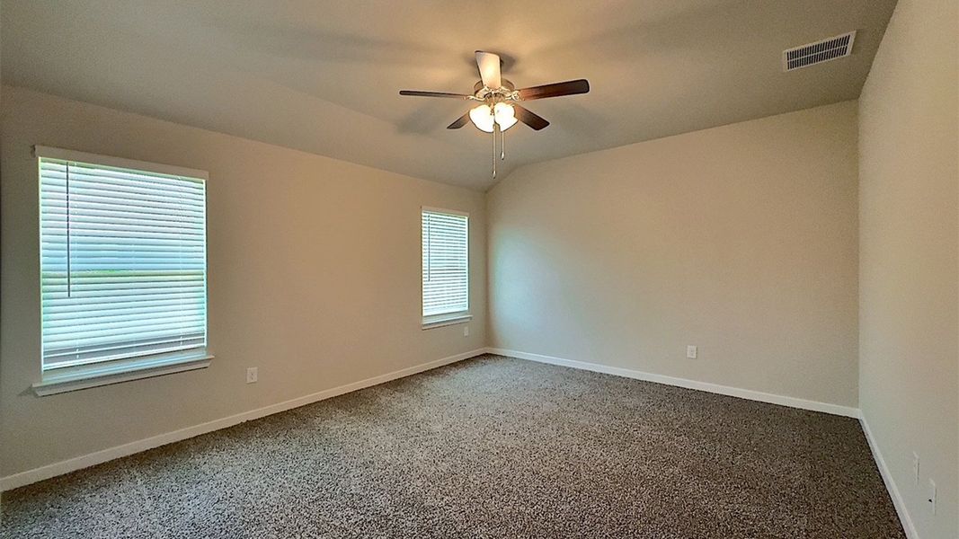Spacious, unfurnished interior of a new home in Woodside, Corpus Christi (Image 7). Spacious, unfurnished interior of a new home in Woodside, Corpus Christi (Image 7).