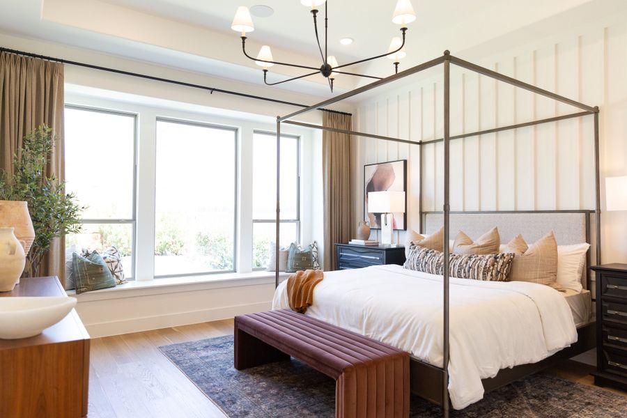 Representative furnished interior of a home built from the 5071 by Tradition Homes in Lakewood at Brookhollow – 60′ Lots, Prosper (Image 17).