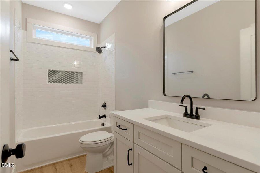 10-DSC00026 10-DSC00026