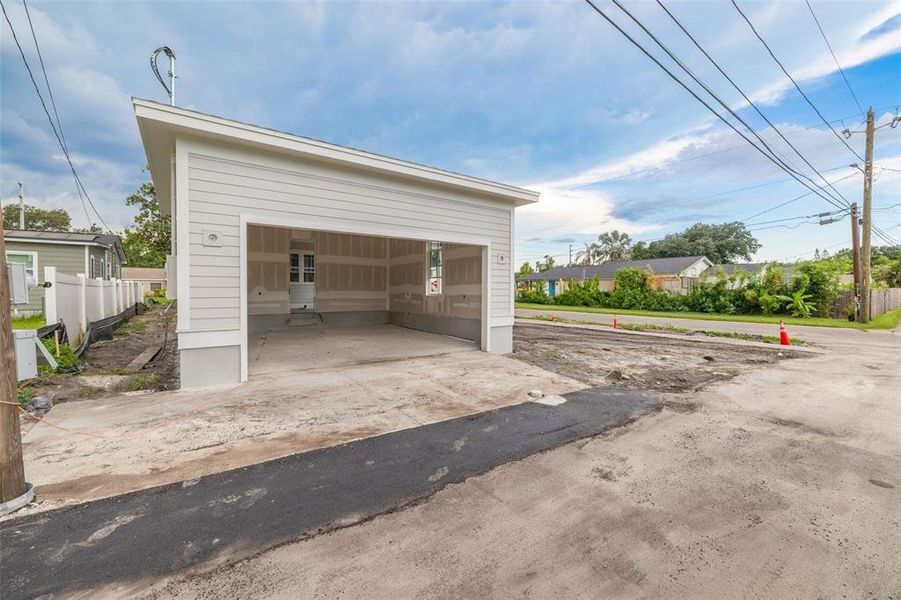 Image 6 of a home in .