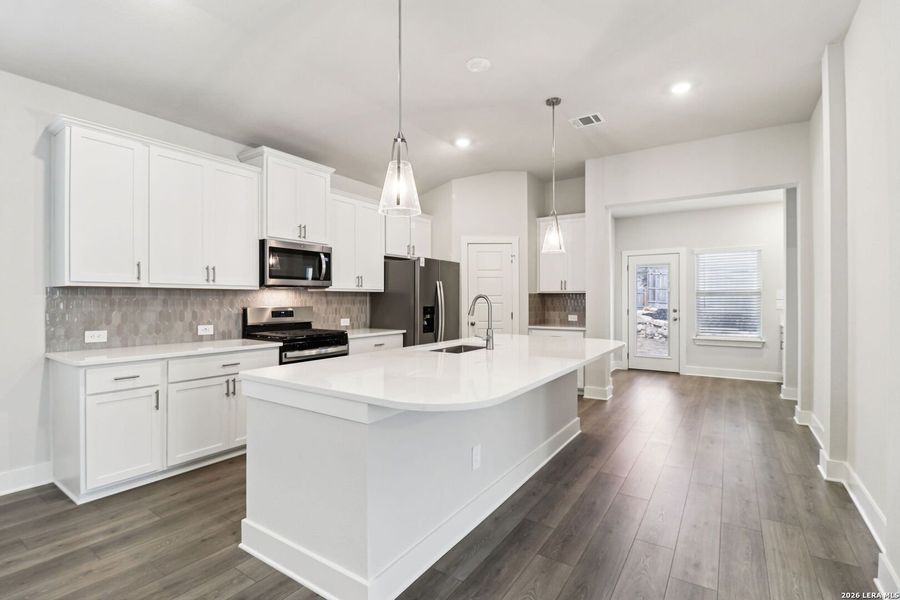 Furnished interior view inside a new home in Scenic Crest - Premier Series, Boerne (Image 14). Furnished interior view inside a new home in Scenic Crest - Premier Series, Boerne (Image 14).
