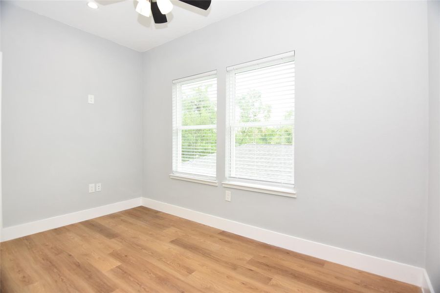 2nd Floor flex area - office or TV room 2nd Floor flex area - office or TV room