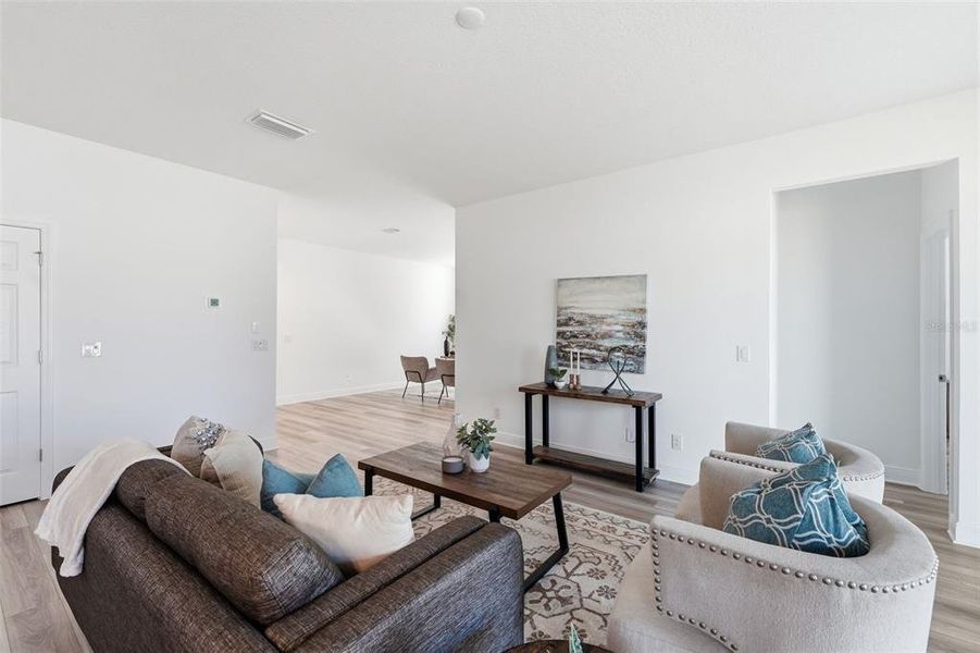 Furnished interior view inside a new home in Park View at the Hills, Minneola (Image 11).
