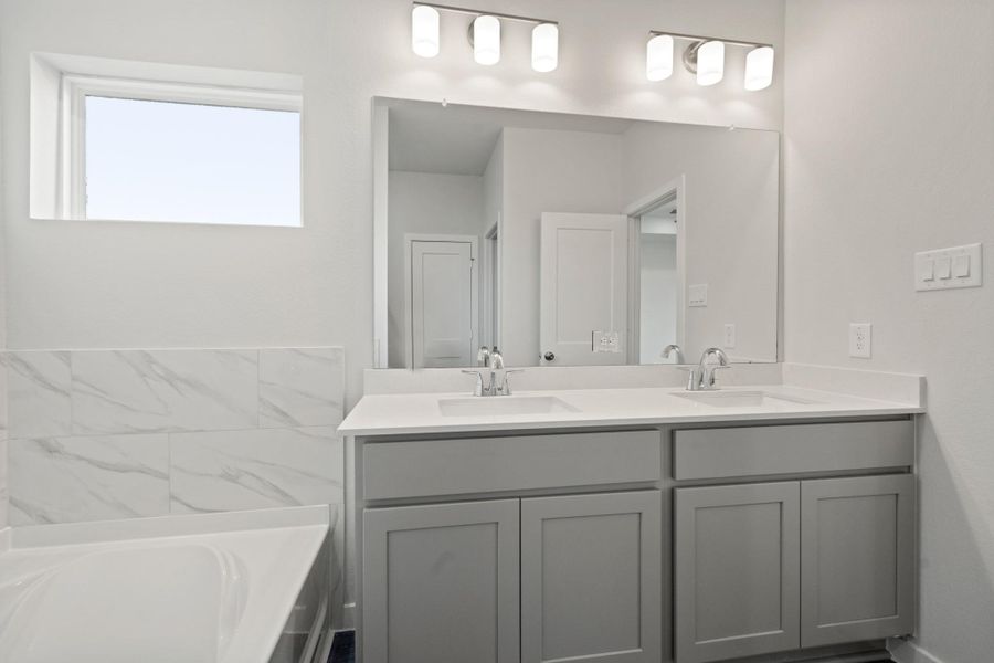 Image 32 of a home in Sunterra. Image 32 of a home in Sunterra.