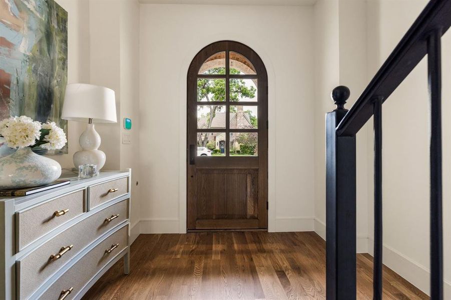 Furnished interior view inside a new home in , Dallas (Image 9).
