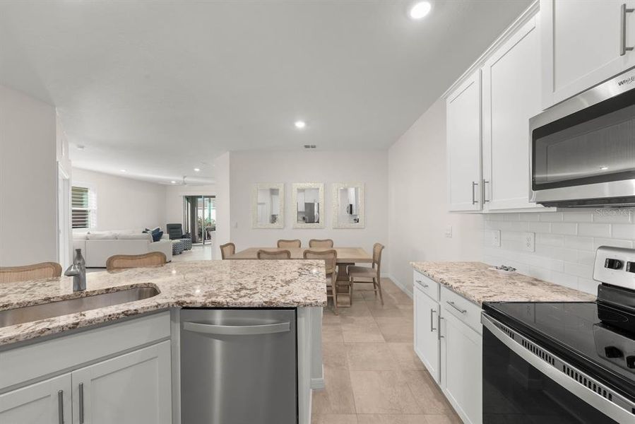 Furnished interior view inside a new home in Star Farms at Lakewood Ranch, Bradenton (Image 10).