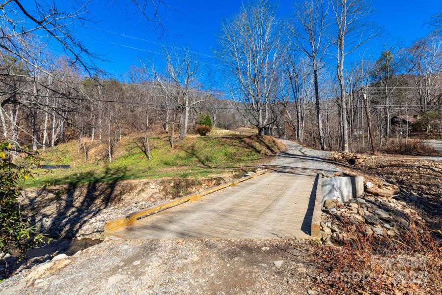 Natural landscape and outdoor views near in Weaverville (Image 15). Natural landscape and outdoor views near in Weaverville (Image 15).