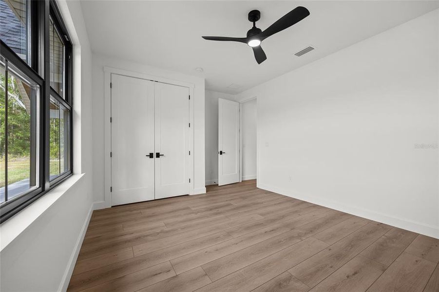 Spacious, unfurnished interior of a new home in , Lake City (Image 38).