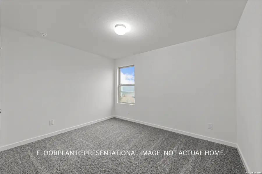 Spacious, unfurnished interior of a new home in Winding Brook, San Antonio (Image 13).