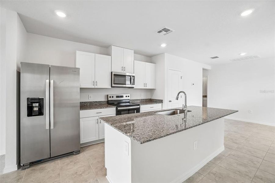 Furnished interior view inside a new home in Hamilton Bluff - Classic Series, Lake Hamilton (Image 9).