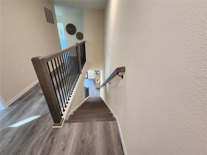 Spacious, unfurnished interior of a new home in , Tampa (Image 24).