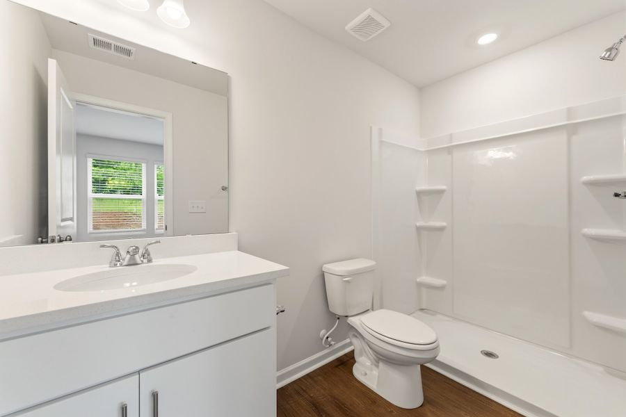 Furnished interior view inside a new home in Evergreen, Spartanburg (Image 14).