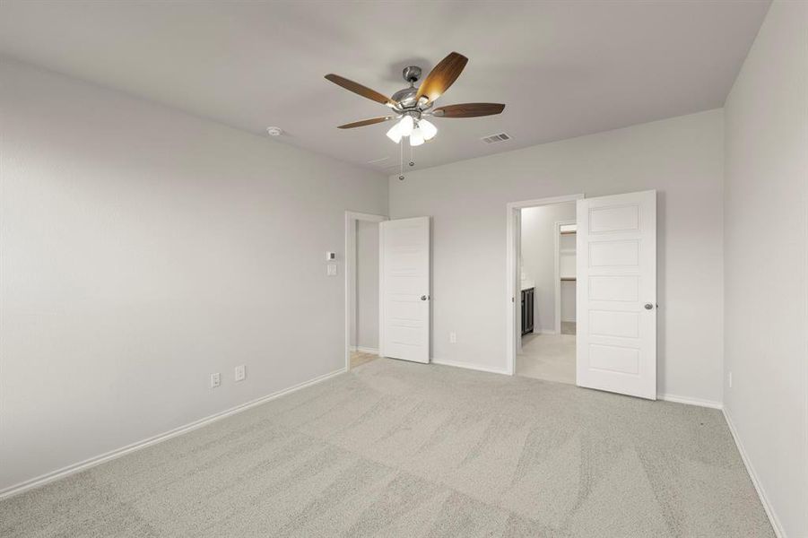 19. 1712 Elle - Primary (2) 19. 1712 Elle - Primary (2)