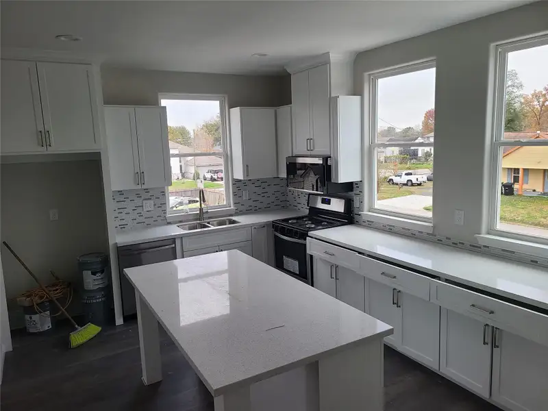 Furnished interior view inside a new home in , Houston (Image 4). Furnished interior view inside a new home in , Houston (Image 4).