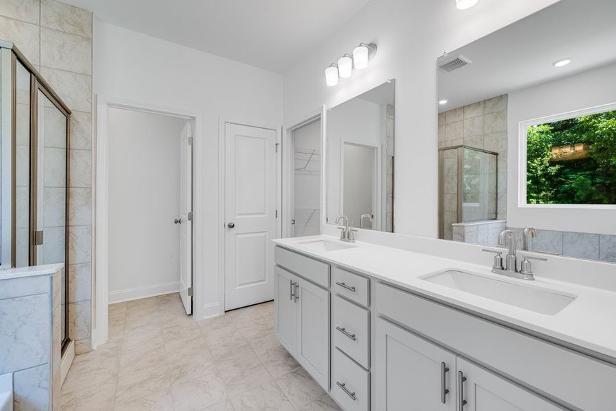 Furnished interior view inside a new home in Auburn Glen, Dacula (Image 8).