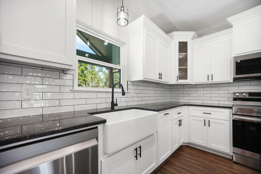 Furnished interior view inside a new home in , Huntington (Image 14).