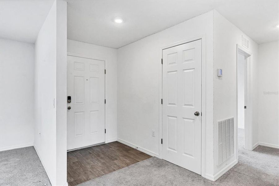 Spacious, unfurnished interior of a new home in , North Port (Image 12).