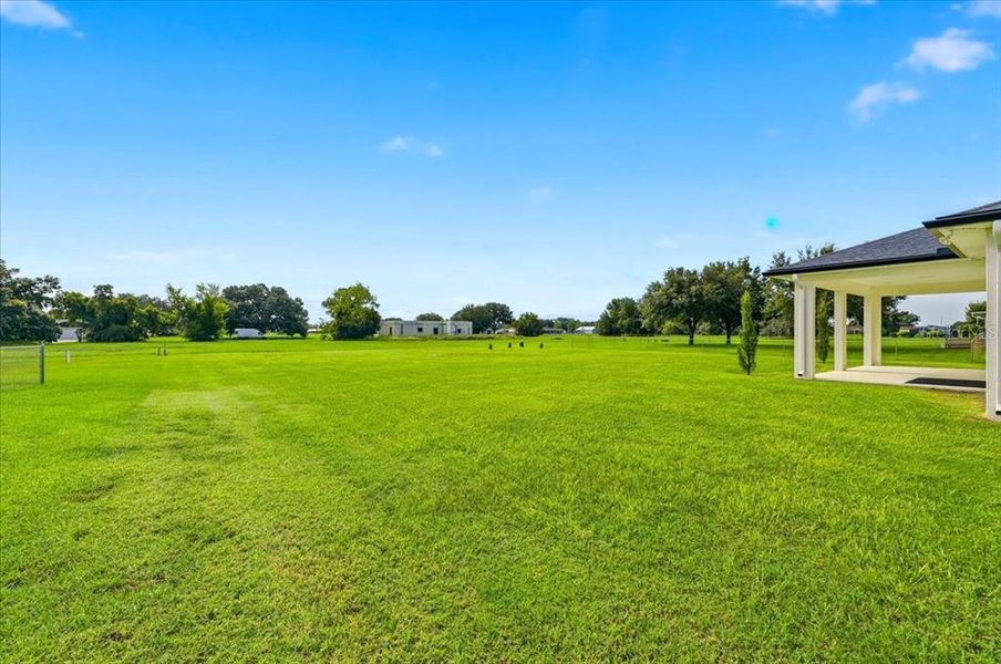 Exterior details and patio area of a home in , Sebring (Image 26).