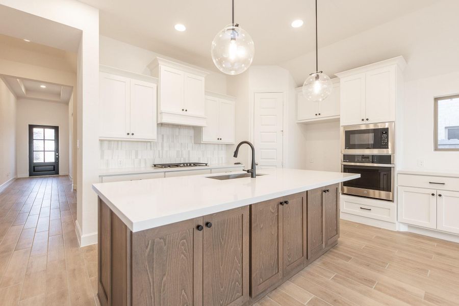 Furnished interior view inside a new home in Jordan Ranch, Fulshear (Image 5).