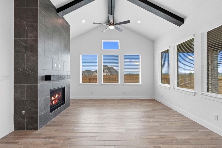 Spacious, unfurnished interior of a new home in Briarley, Montgomery (Image 31).