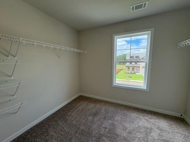 Spacious, unfurnished interior of a new home in Greenefield, Cartersville (Image 10).