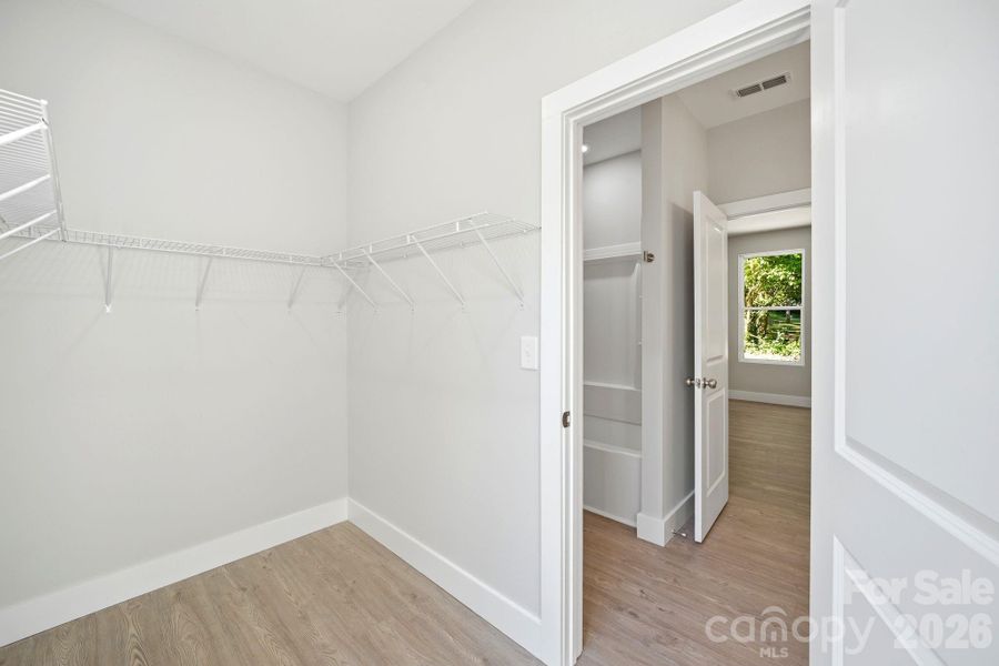 Spacious, unfurnished interior of a new home in , Gastonia (Image 35). Spacious, unfurnished interior of a new home in , Gastonia (Image 35).