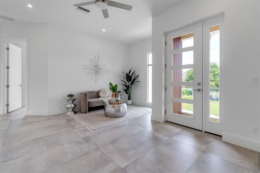 Furnished interior view inside a new home in , Sarasota (Image 24).