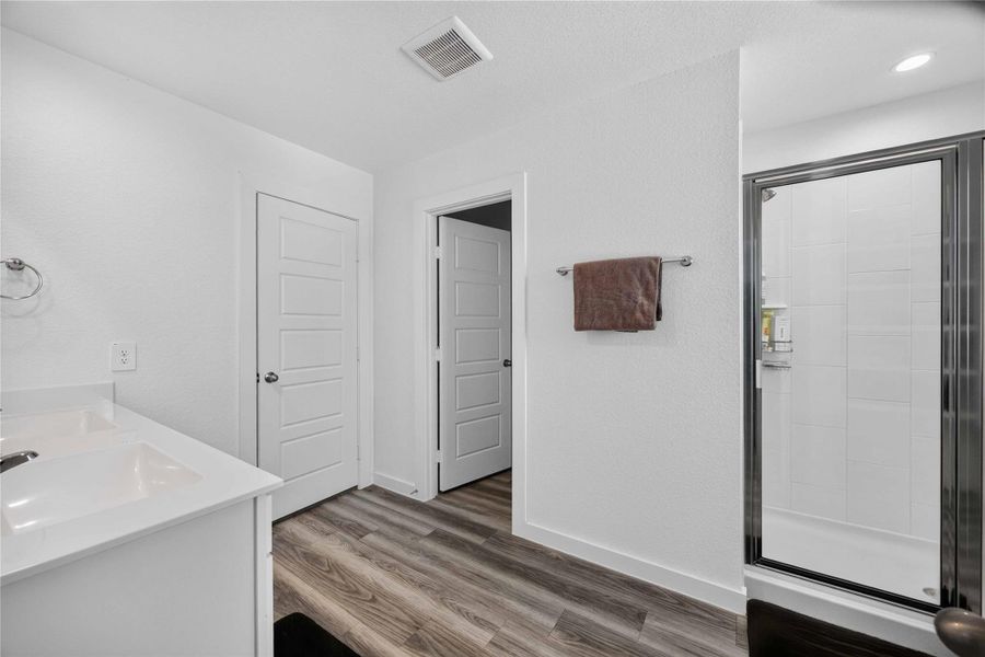 Furnished interior view inside a new home in , Houston (Image 23).