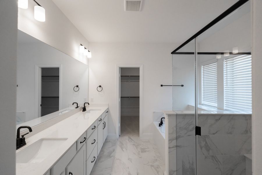 Furnished interior view inside a new home in Valencia on the Lake, Little Elm (Image 10).