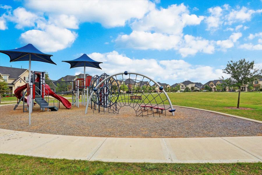 Community amenities in Cross Creek West, Fulshear (Image 29). Community amenities in Cross Creek West, Fulshear (Image 29).