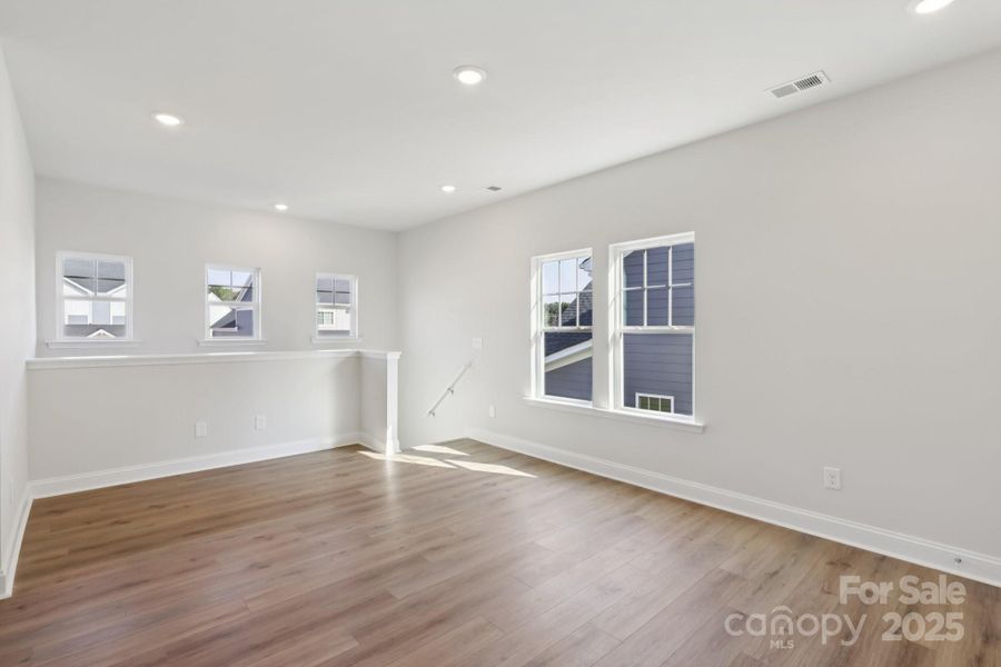 Spacious, unfurnished interior of a new home in Edgewood Preserve, Huntersville (Image 22). Spacious, unfurnished interior of a new home in Edgewood Preserve, Huntersville (Image 22).