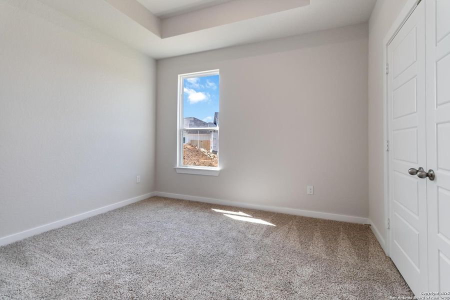 Spacious, unfurnished interior of a new home in Bonita Vista, Pleasanton (Image 13).