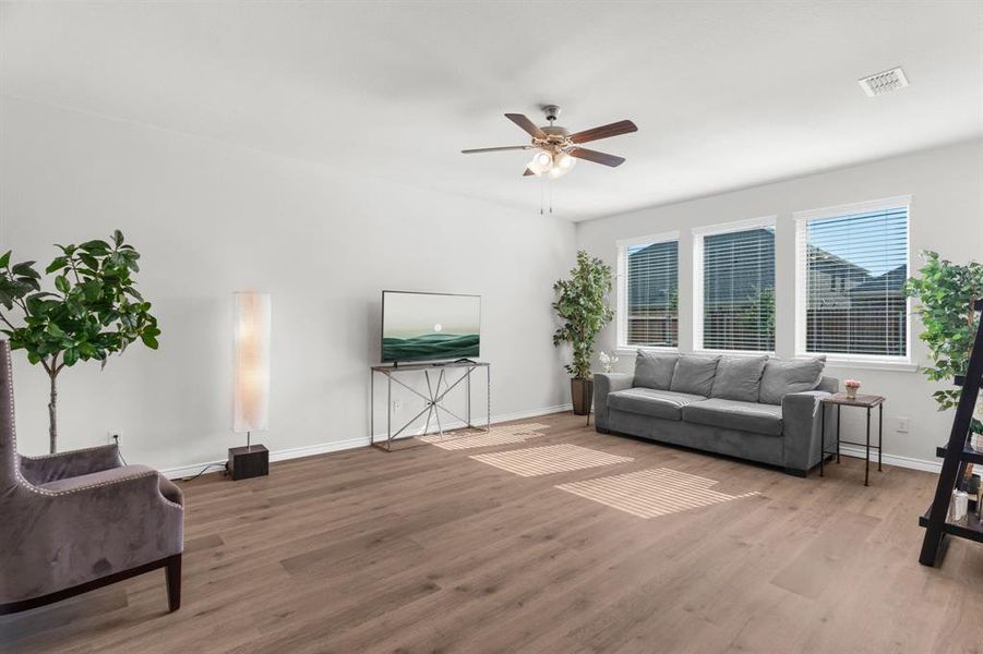 Furnished interior view inside a new home in , Aubrey (Image 11).