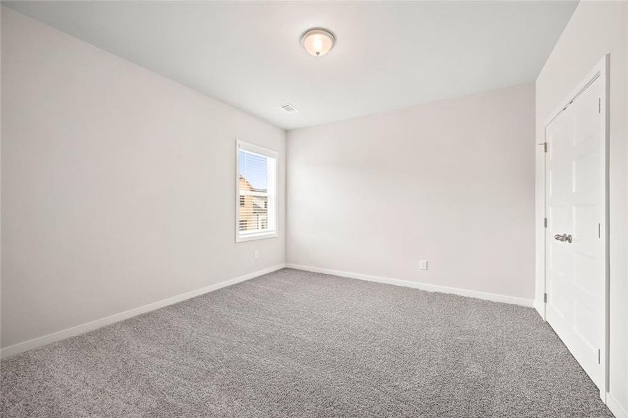Spacious, unfurnished interior of a new home in Pinecrest Ridge, Dacula (Image 31).