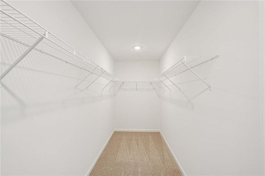 Spacious, unfurnished interior of a new home in The Estates at Casteel, Bethlehem (Image 17).