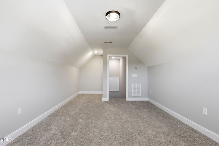 32-363 Paul Hare Rd-32