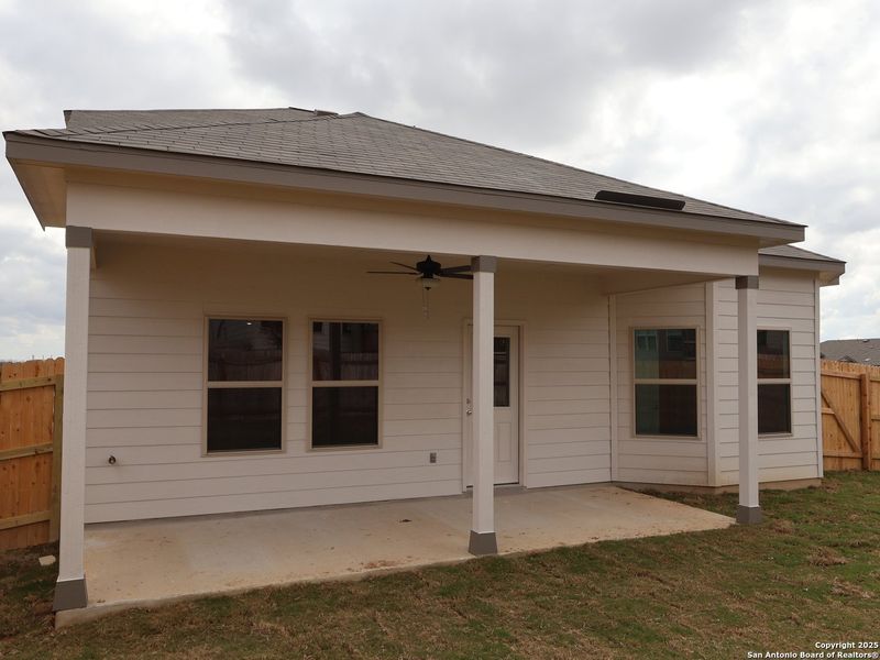 Exterior details and patio area of a home in Greenspoint Heights, Seguin (Image 4).
