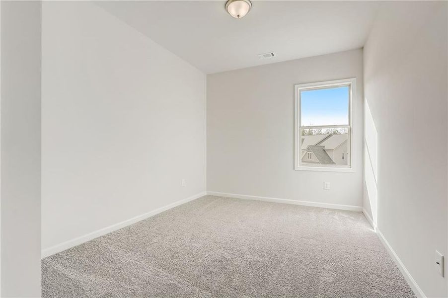 Spacious, unfurnished interior of a new home in Summerlin, Winder (Image 25).