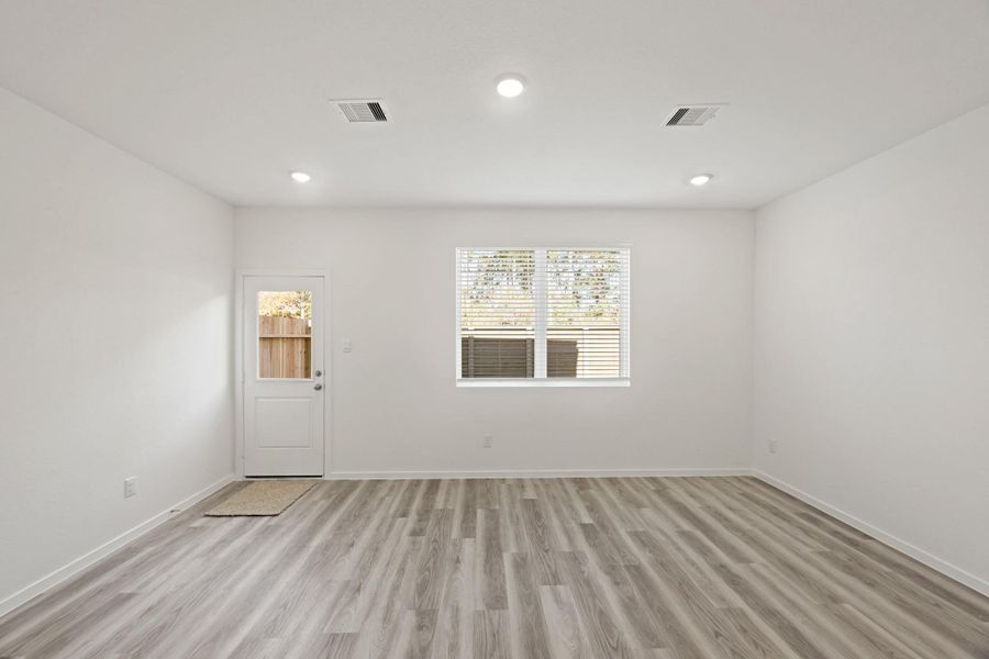 Spacious, unfurnished interior of a new home in Bridges on Lake Houston Villas, Humble (Image 16).