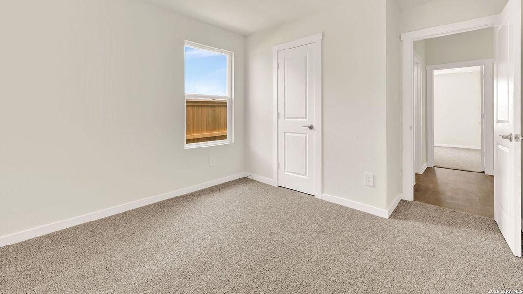 Spacious, unfurnished interior of a new home in Mayfair, New Braunfels (Image 8).